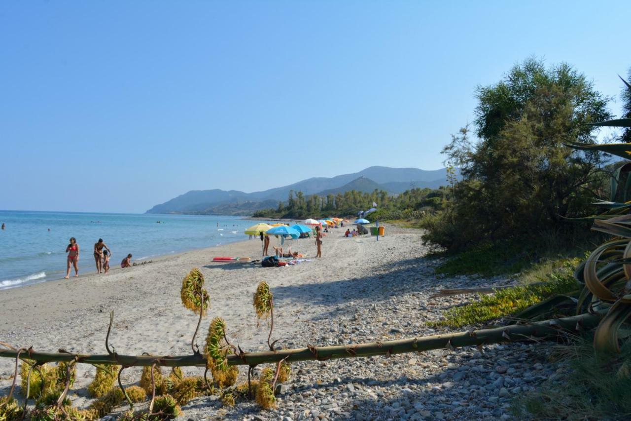 melisenda Villa Tertenia Bagian luar foto